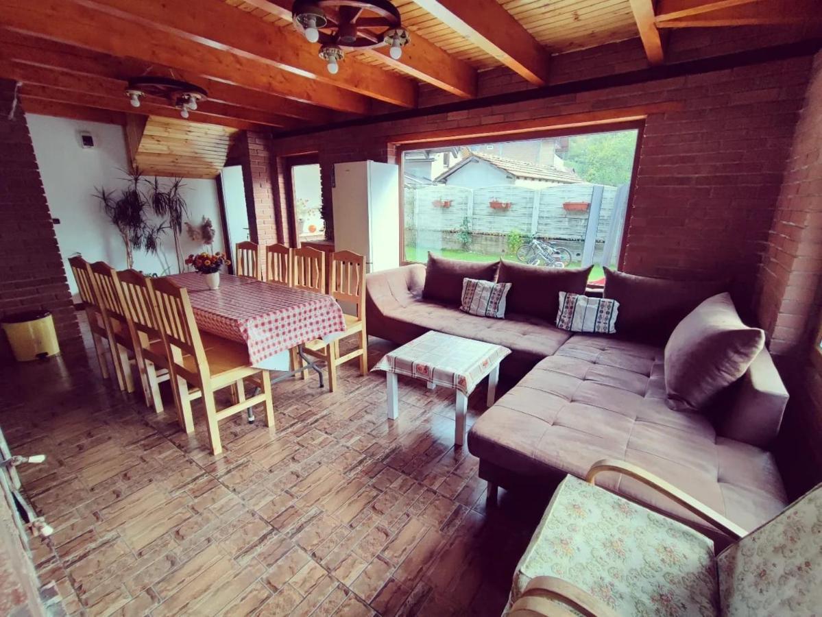 Casa De Vacanta Estera Rucar Hotel Екстериор снимка