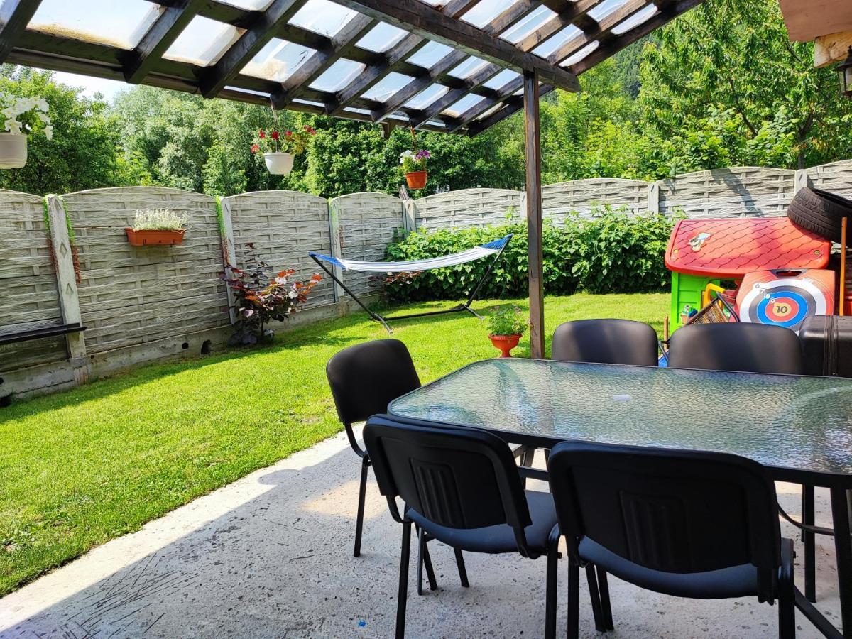 Casa De Vacanta Estera Rucar Hotel Екстериор снимка